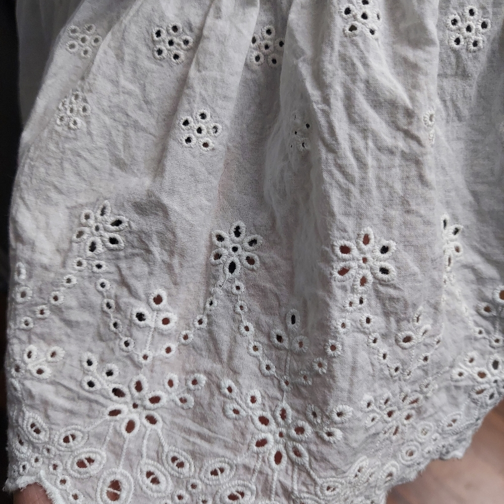 Womens Peplum Top - High - Low length - Picture 3 of 4